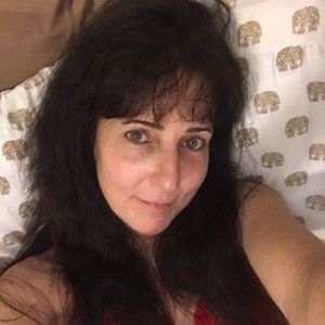 Meet your Posher, Catherine